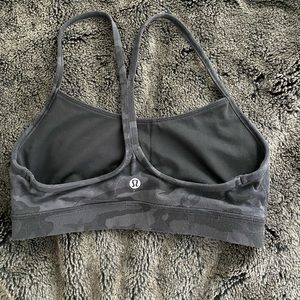 Lululemon Flow Y Bra size 6
